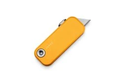 Titelseite -OutFit Verkäufe JAKN121183 00 02 james