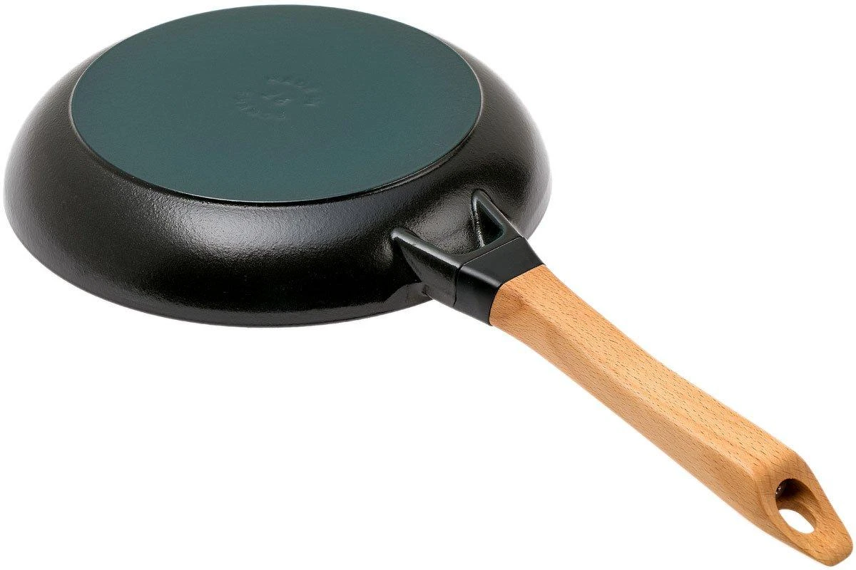 Staub Bratpfanne Mit Holzgriff 26 Cm, Schwarz 4 Staub Bratpfanne Mit Holzgriff 26 Cm, Schwarz – Bild 2
