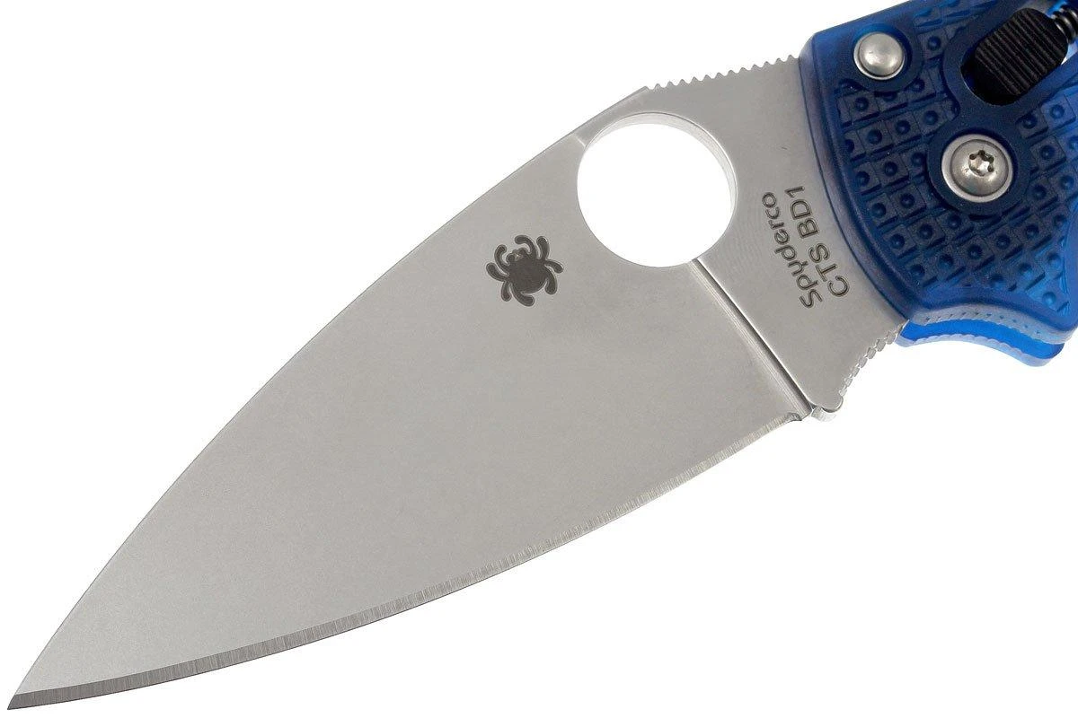 Spyderco Manix 2 Translucent PE - C101PBL2, Blau 5 Spyderco Manix 2 Translucent PE - C101PBL2, Blau – Bild 3