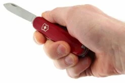 Victorinox Compact, Rot 10 Victorinox Compact, Rot -OutFit Verkäufe VT1 3405 04 victorinox compact rood vt1 3405 d4